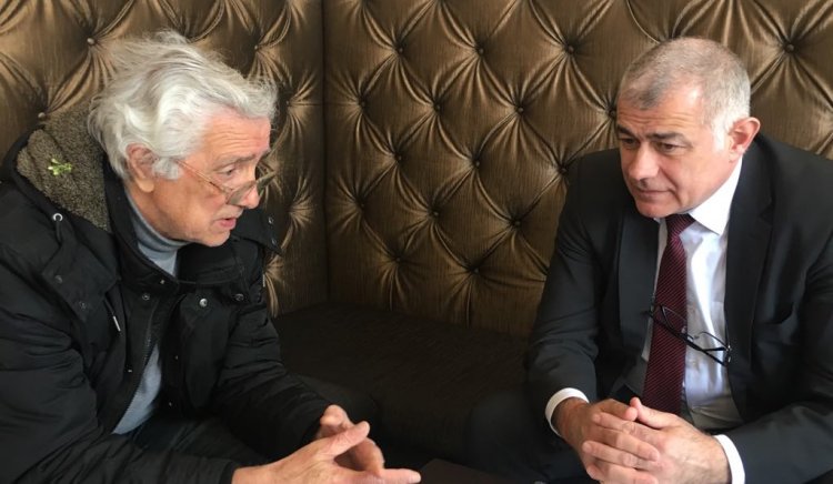 Депутатът от БСП Георги Гьоков се срещна с казанлъшкия лекар, който обяви  гладна стачка преди дни